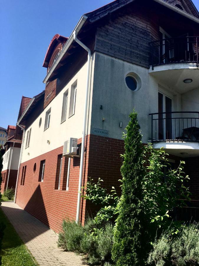Lake Apartment Heviz Luaran gambar